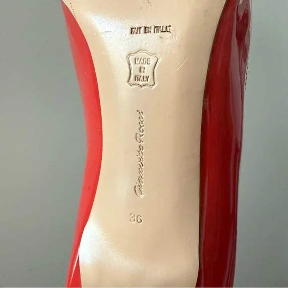 Gianvito Rossi Poppy Red Patent Leather Gianvito 85 Pumps - US 6 (36) - Picture 6 of 6